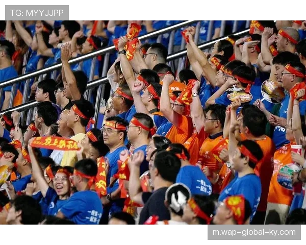 主场四万球迷见证遗憾 蓉城新年首战未能开门红 主场四万球迷见证遗憾 蓉城新年首战未能开门红