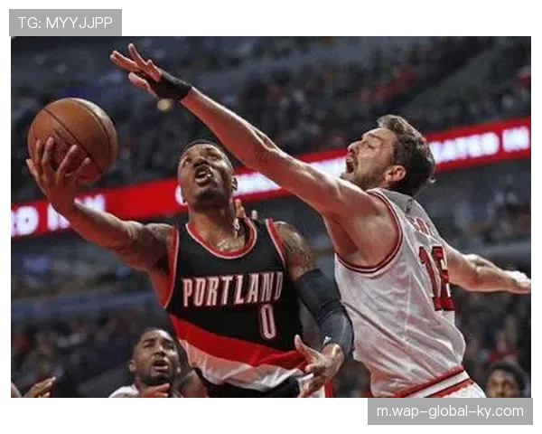 开拓者公牛重建方向 亨德森与布泽利斯潜力