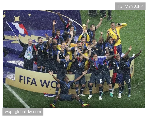 梅西最后一舞遇姆巴佩，新老球王对决或成决赛主旋律